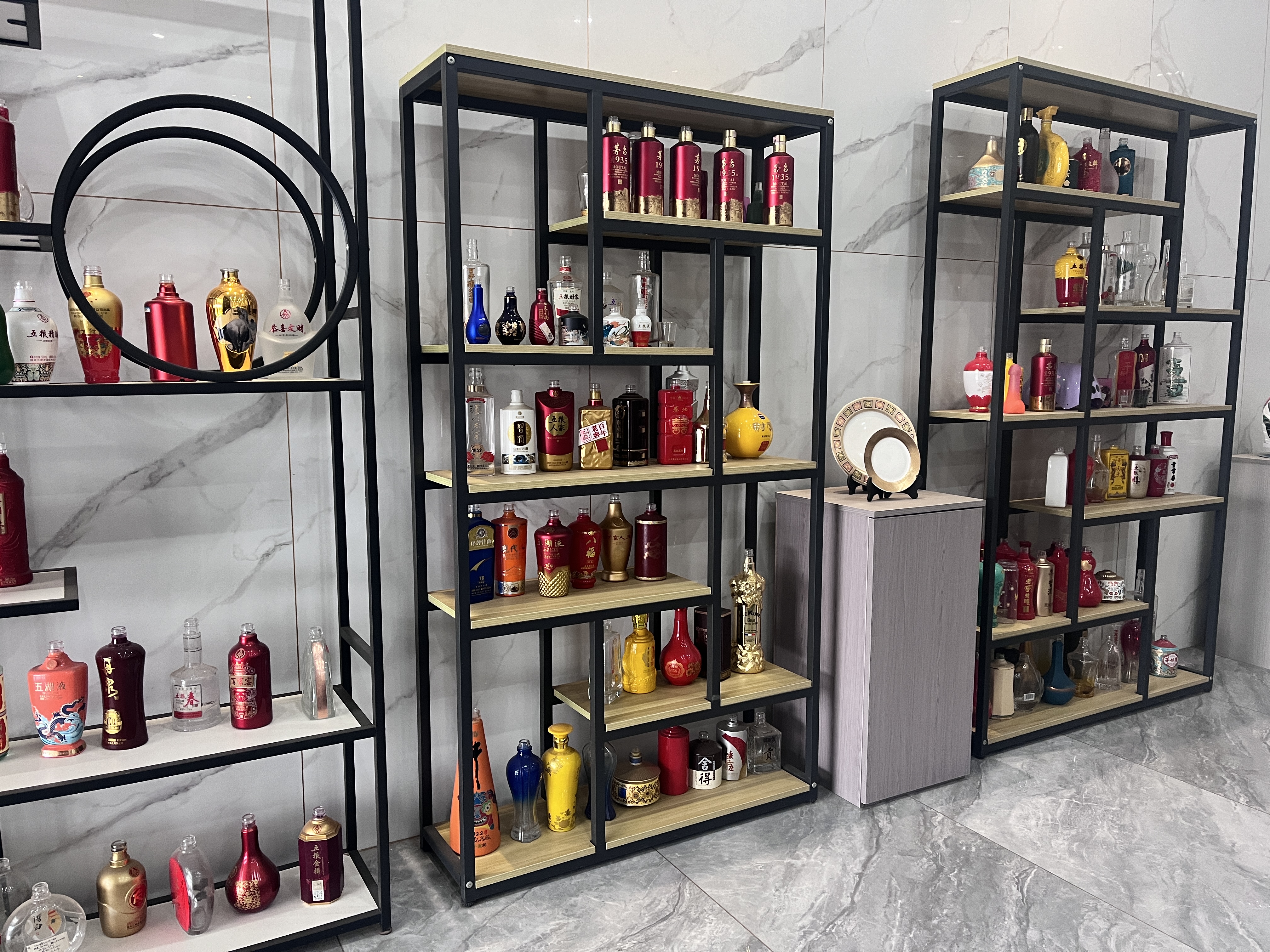 Etykieta na butelce wina